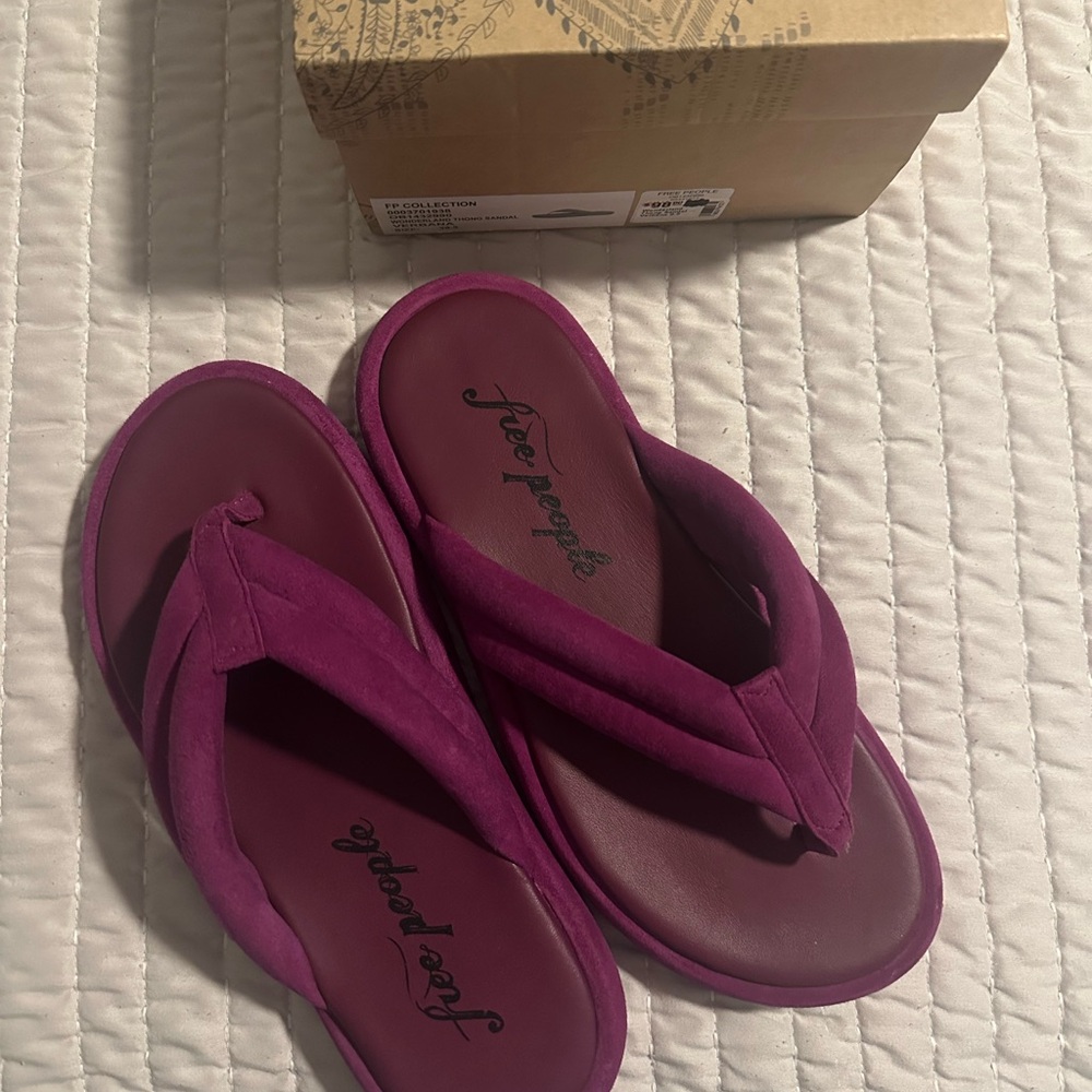 Women's Purple Sandals